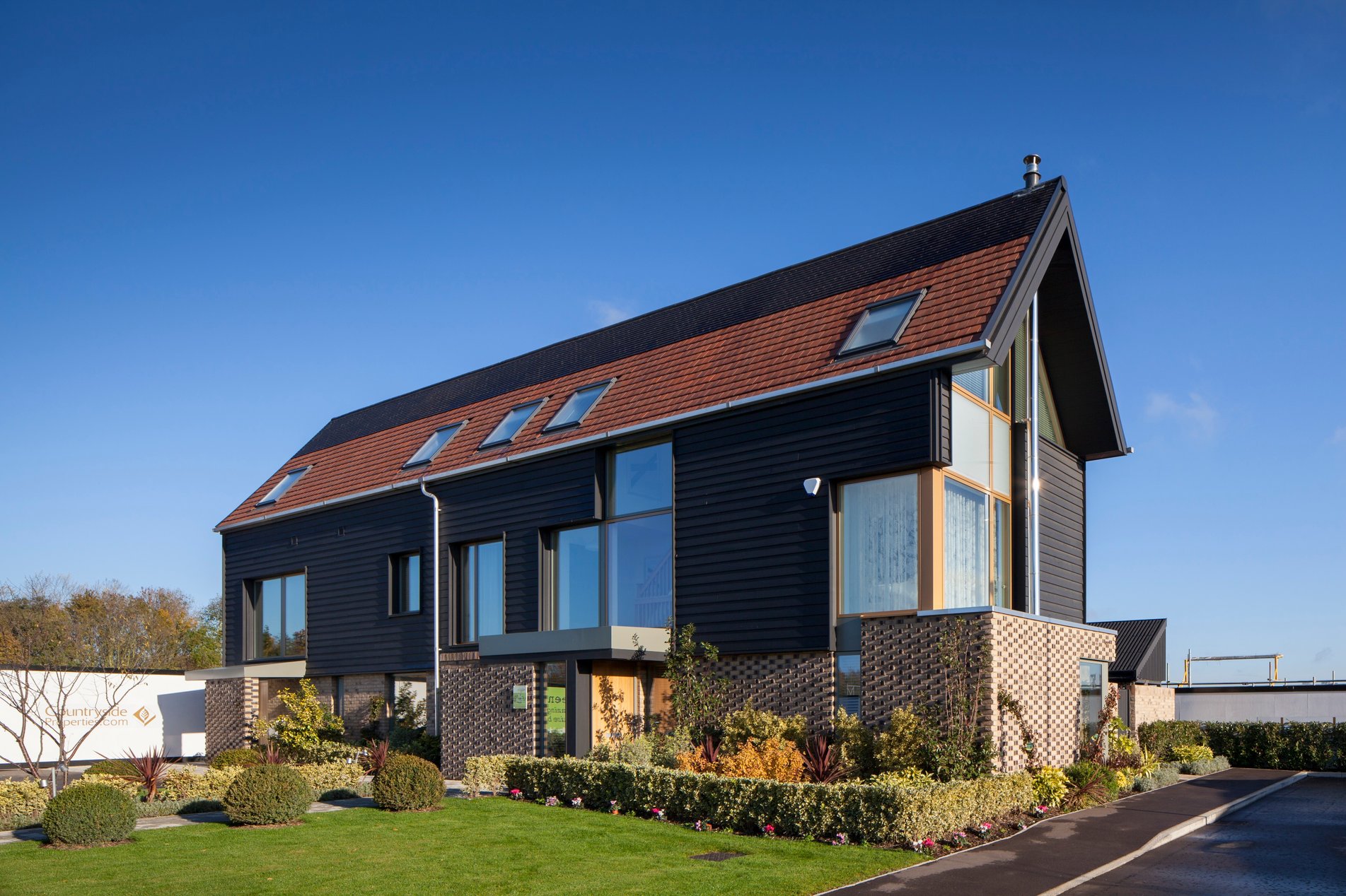 Innovated designer house with high efficiency windows in Cambridge  